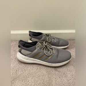 Adidas Sneakers Woman’s Size 8.5